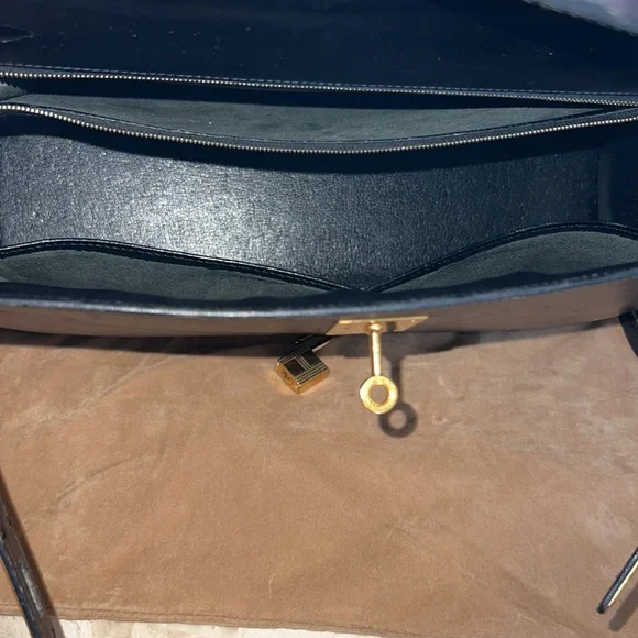 Hermes Kelly Sellier 35 in Black Box leather - Picture 15 of 16